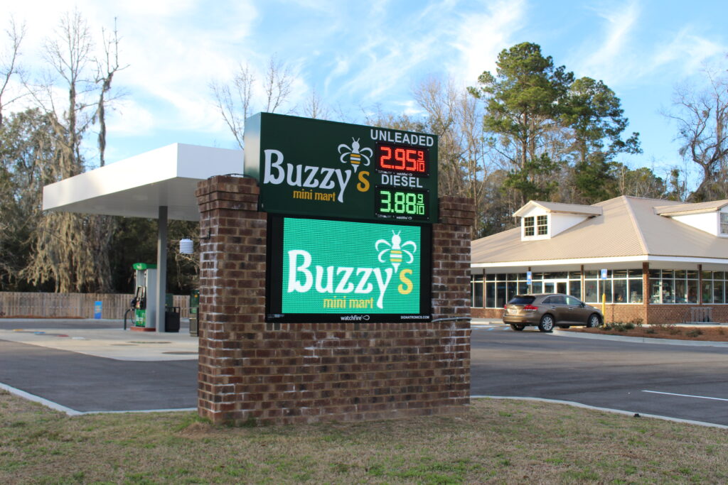 Buzzy’s Mini Mart Sign
